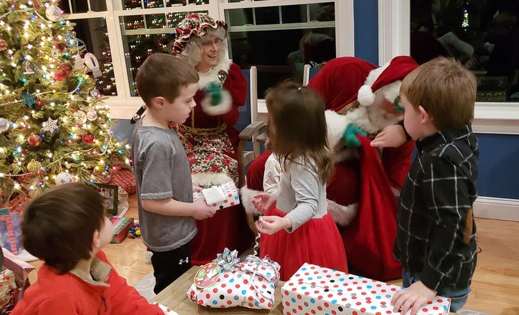 Santa and Mrs. Claus can hand out gifts when they visit your southern Maine childcare facility or home party! You provide the gifts, The Clauses provide the *magic*!